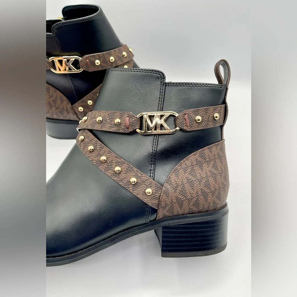 MICHAEL KORS Kincaid Leather and Studded Logo Ankle Boots. Size 8 M - Picture 8 of 15